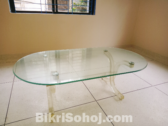 গ্লাস টি টেবিল